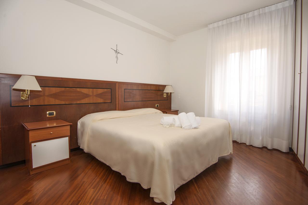 Hotel Le Muse Фабриано Екстериор снимка