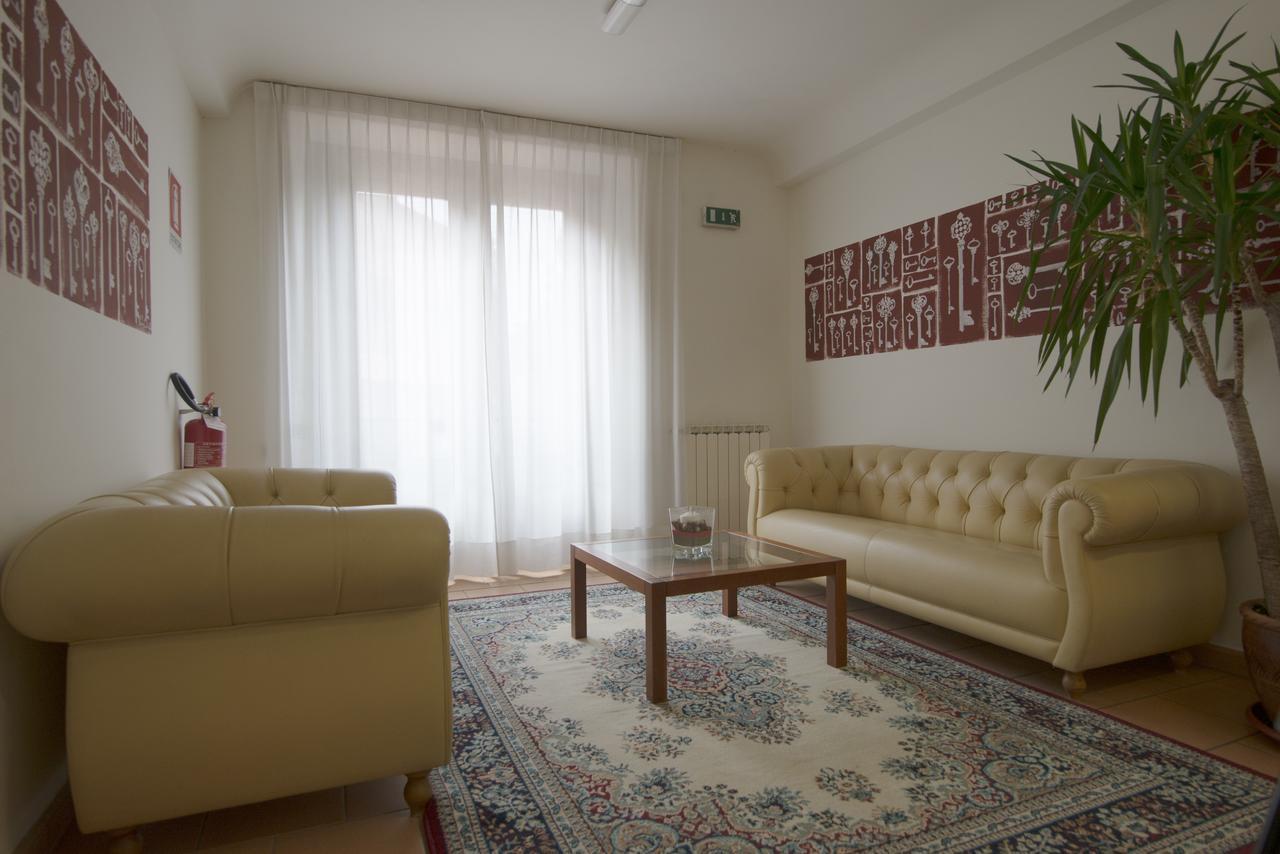 Hotel Le Muse Фабриано Екстериор снимка